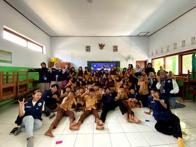 Petanque Menjadi Fokus Utama: Mahasiswa KKN Tematik 2025 Memperkenalkan  Olahraga Modern kepada Siswa Sekolah Dasar