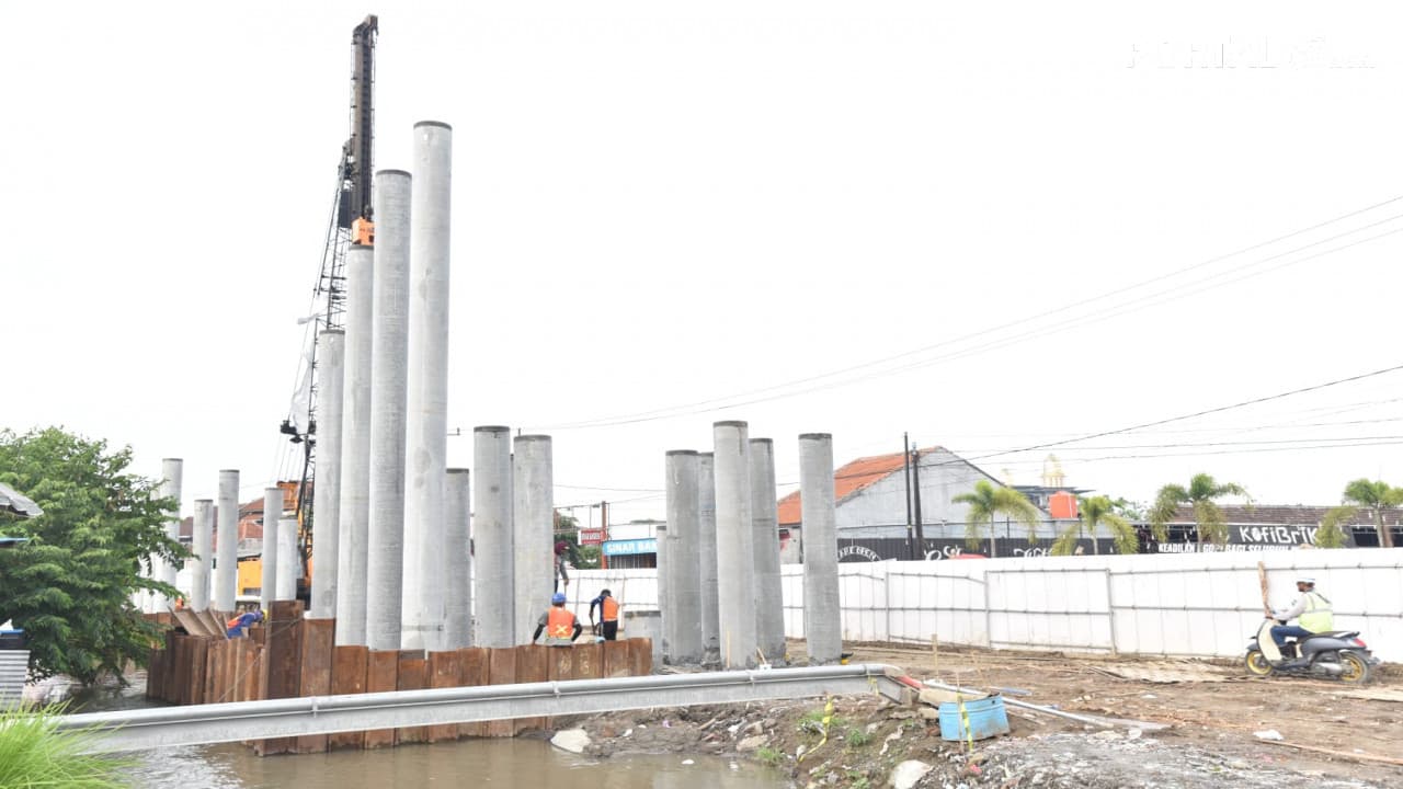 Proyek Flyover JPL 64 dan JPL 79  Memasuki Tahap Pemasangan Tiang Pancang