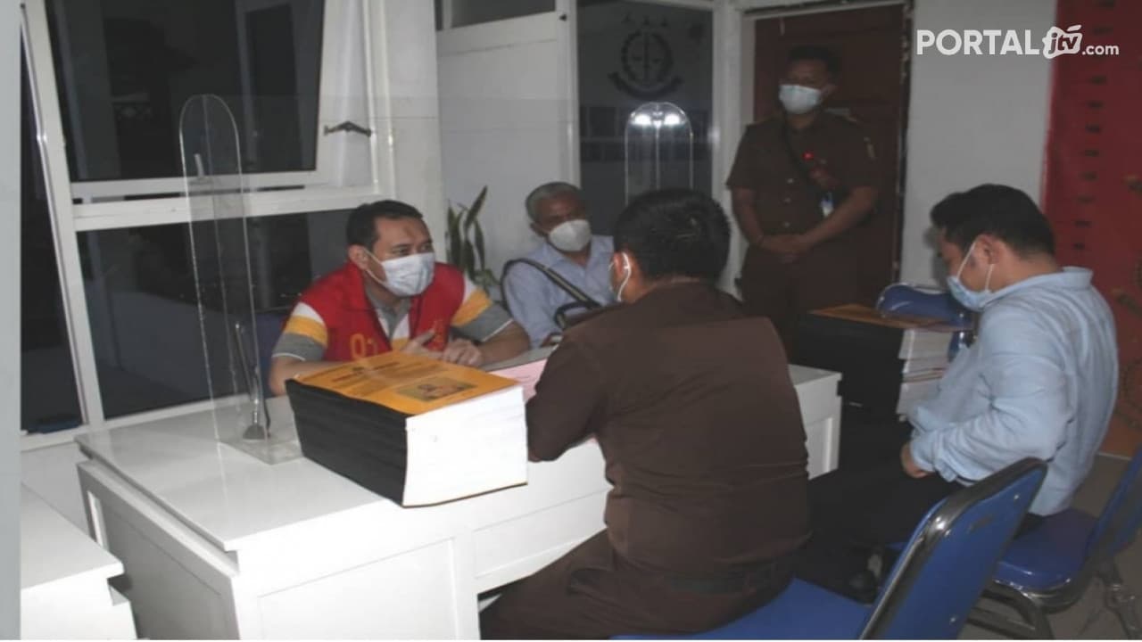 Kasasi Ditolak, JPU Kejari Nganjuk Eksekusi Ex Bupati Novi