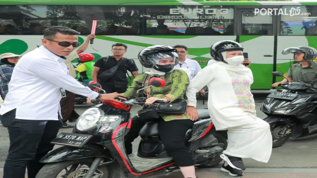 Cerita Khofifah Tiba di Venue Satu Abad NU Dibonceng Motor Oleh Ajudannya