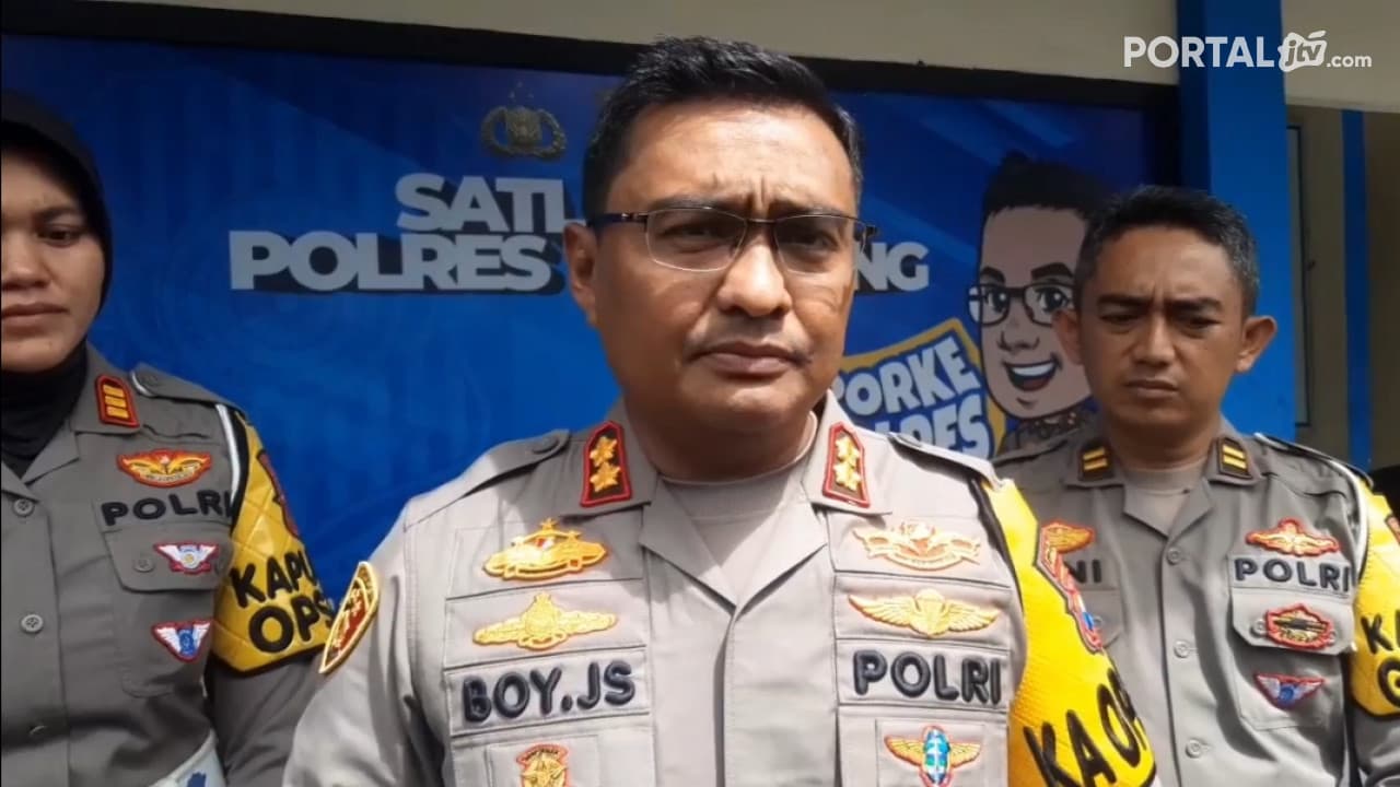 Tak Punya Sim Supir Truk Pasir Nekat Berjalan Oleng