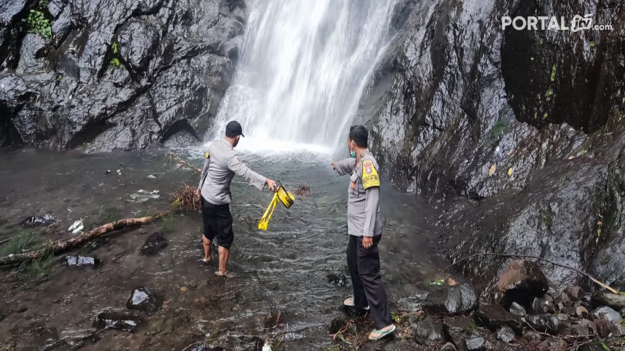 Tertimpa Longsor, Wisatawan Tewas Saat Mandi Di Bawah Air Terjun Sedudo