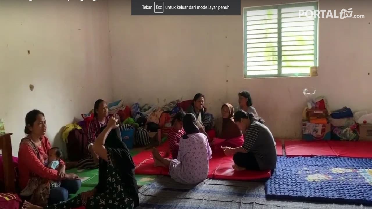 Jauh Dari Keluarga, Pengungsi Pilih Bertahan di Pengungsian