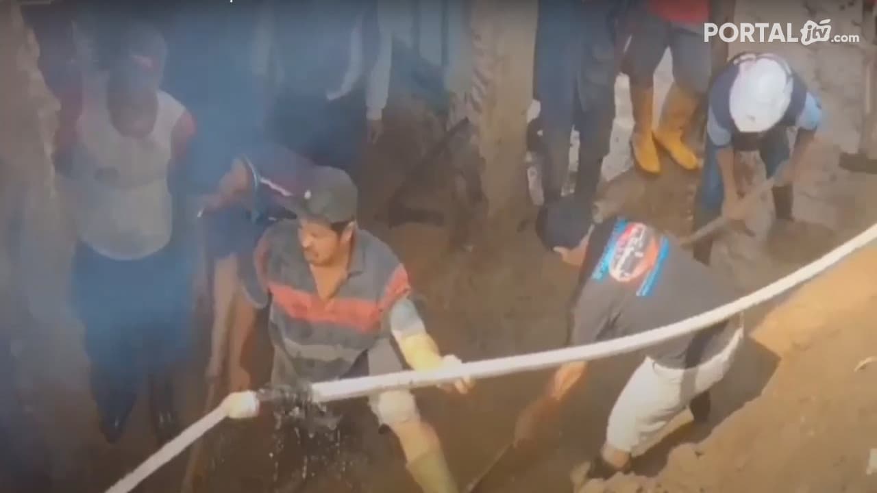 Diguyur Hujan, Tebing Setinggi 7 Meter Longsor Timpa Rumah Warga