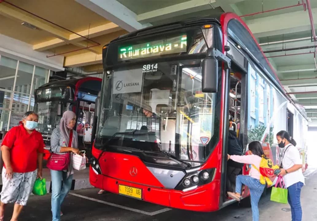 Kurangi Resiko Kecelakaan, JTV Beri Subsidi Tiket Transportasi Publik untuk Karyawan