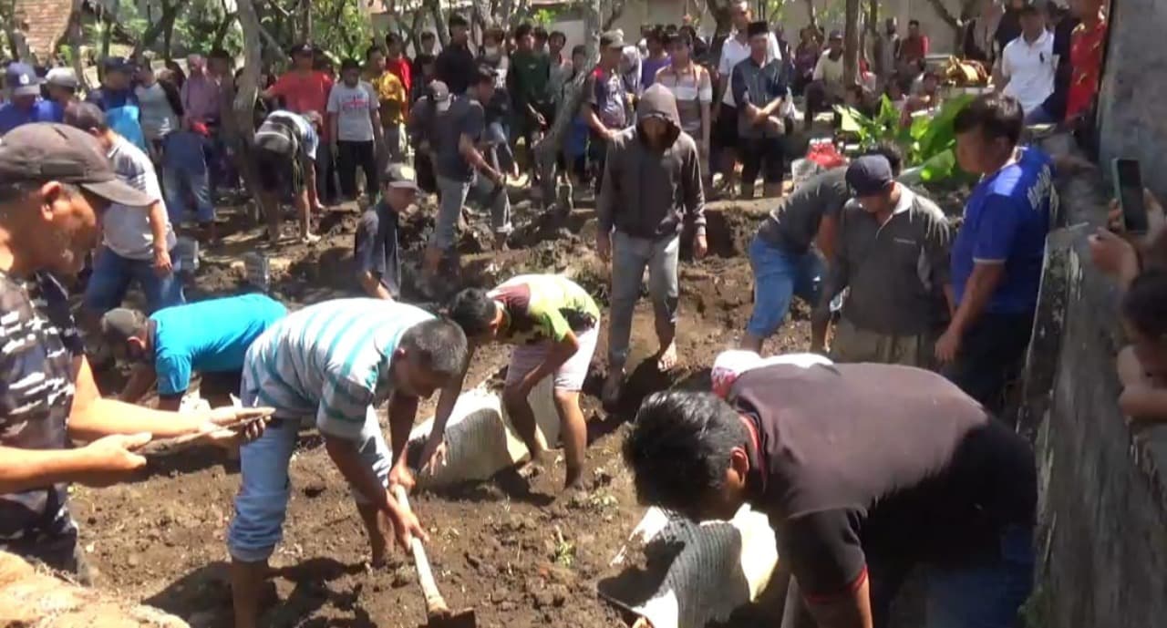 Satu Keluarga Korban Tertabrak KA Dhoho Hendak Bezuk Nenek Sakit