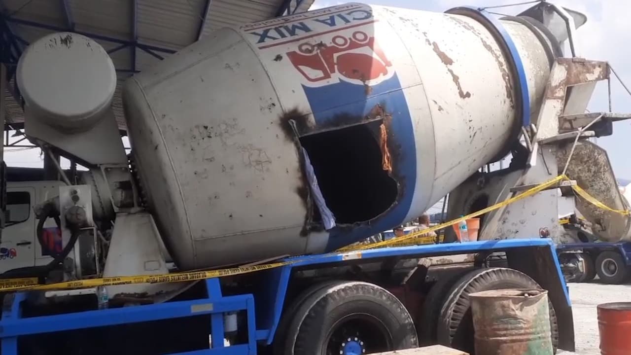 Tragis! Pekerja Asal Madiun Tewas Tergiling ke Mixer Truk Molen