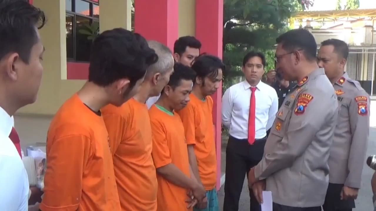 Konsumsi Sabu, Satu Keluarga di Bangkalan Diciduk Polisi