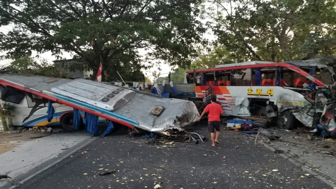 Kernet Meninggal, Jumlah Korban Bus Eka vs Bus Sugeng Rahayu Menjadi 4 Orang