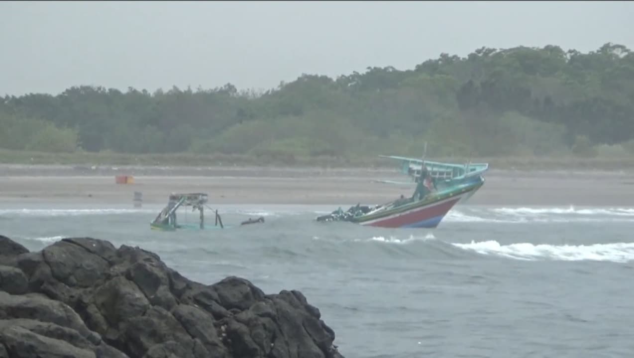 Kapal Tenggelam di Banyuwangi, 4 ABK Tewas, 3 Orang Hilang