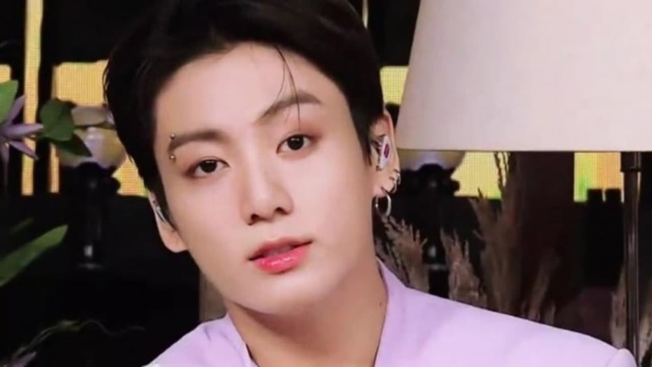 Terciduk Merokok Saat di Los Angles, Jungkook Menjadi Perbincangan Netizen