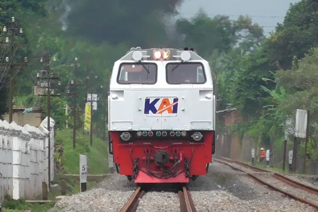 Dampak Anjloknya KA Argo Semeru, Kedatangan KA Argo Wilis di Stasiun Gubeng Dipastikan Terlambat