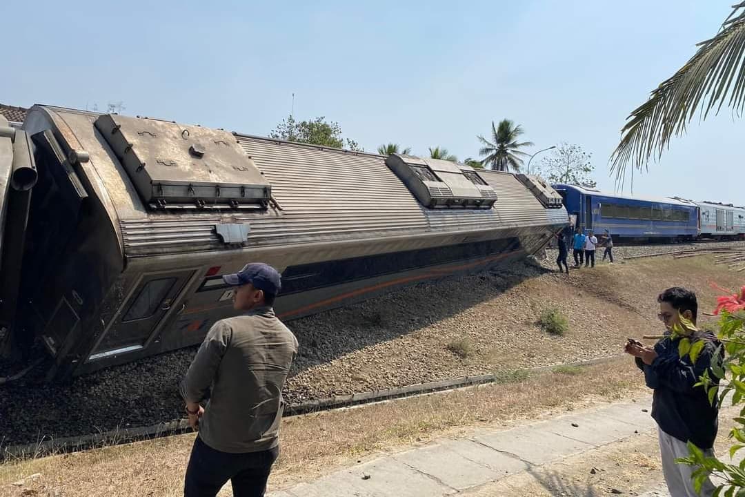 7 Perjalanan Kereta Api di Daop 8 Terdampak Anjloknya KA Argo Semeru