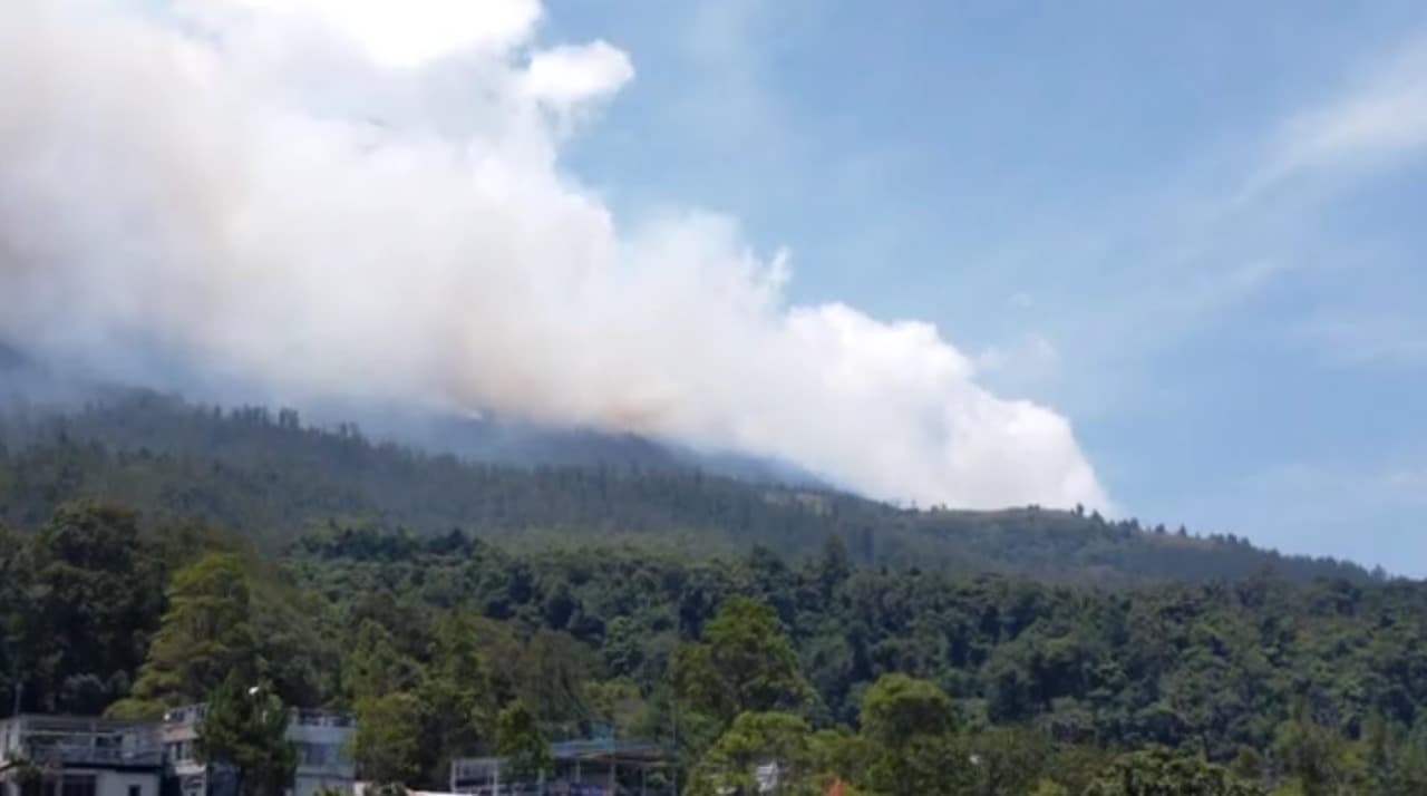 Kebakaran Hutan di Gunung Lawu Meluas ke RPH Sarangan