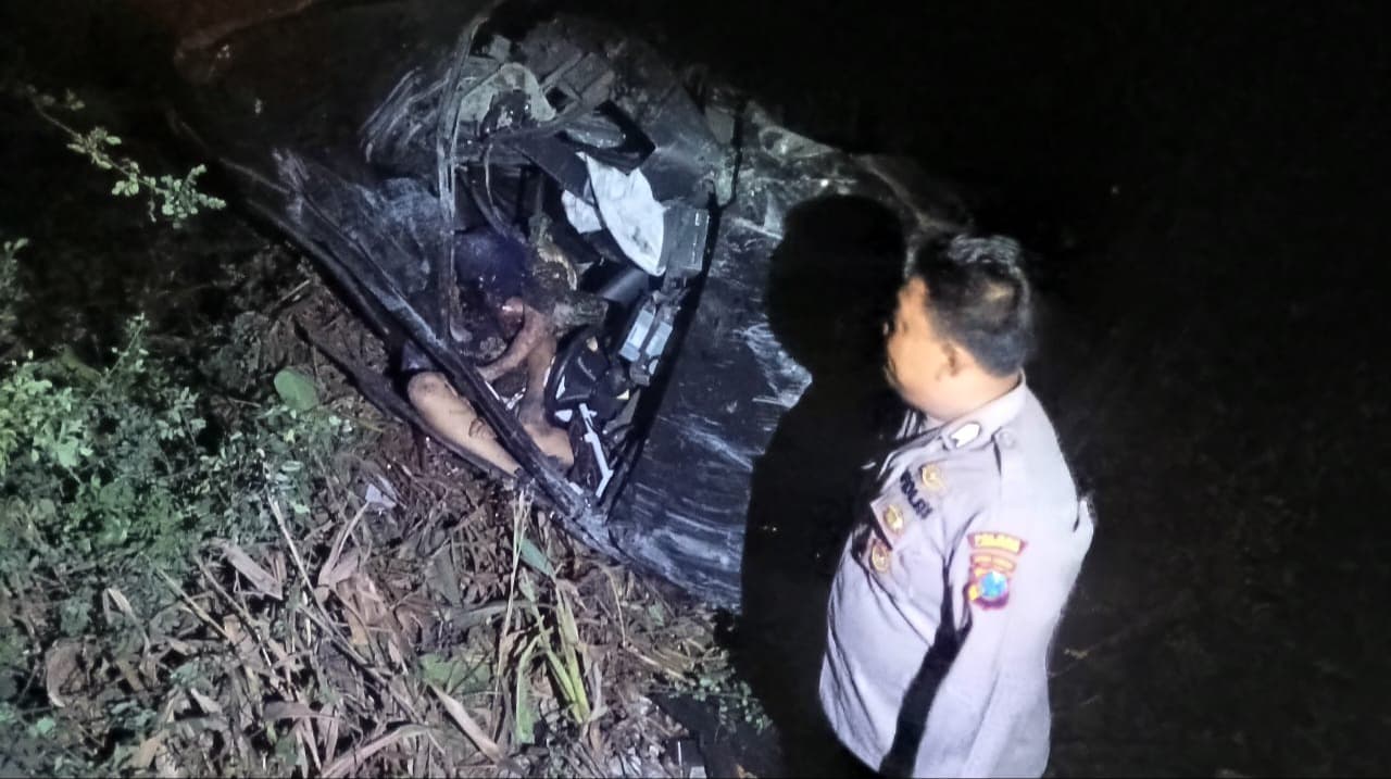 Satu Keluarga Tewas Tertabrak KA Blambangan di Lamongan