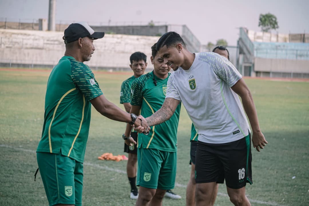 Resmi Diperkenalkan Persebaya, Yan Victor Langsung Bersiap Hadapi Barito Putera