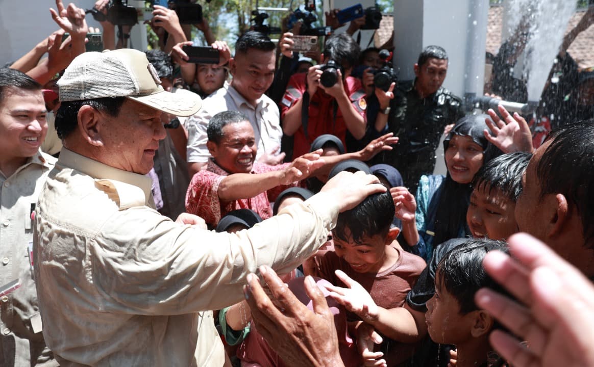 Resmikan 15 Titik Air Bersih di Banten, Prabowo Diteriaki 'Presiden'