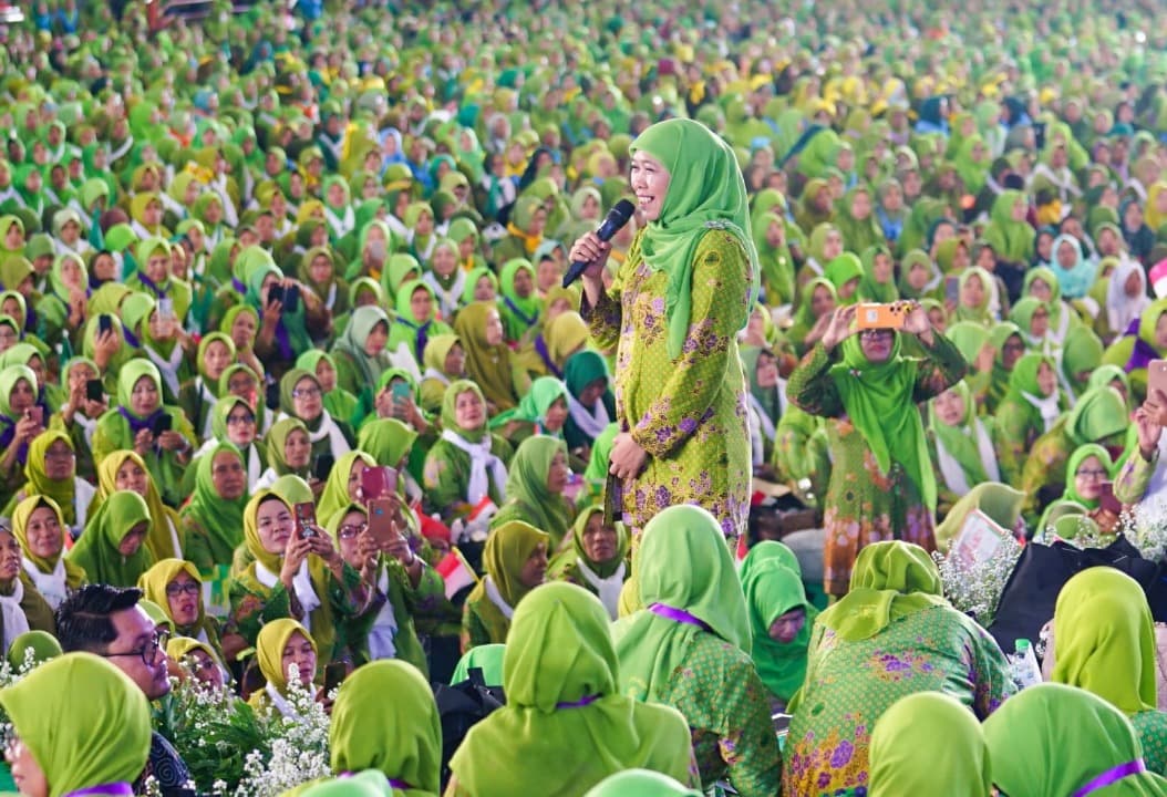 Didepan 15 Ribu Muslimat NU, Gubernur Khofifah Pamit dan Minta Restu Maju di Pilgub 2024