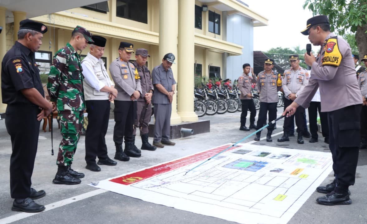 Polres Nganjuk Rekayasa Arus Lalu Lintas di Alun-Alun Saat Malam Tahun Baru