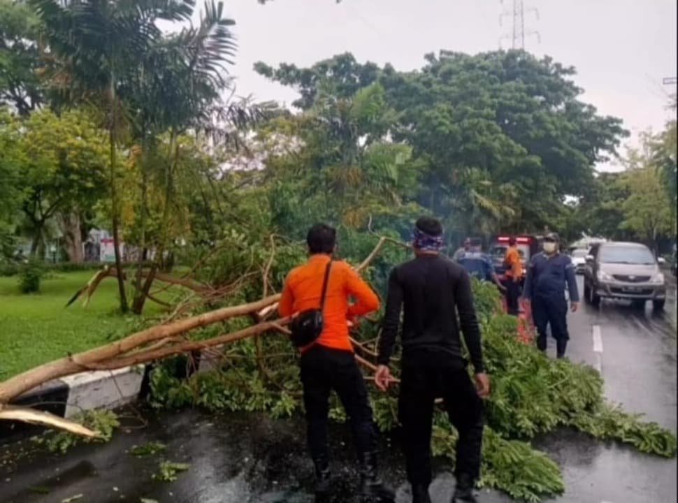 Antisipasi Bencana Hidrometeorologi, BPBD Surabaya Optimalkan 7 Posko Terpadu dan 18 Pos Pantau