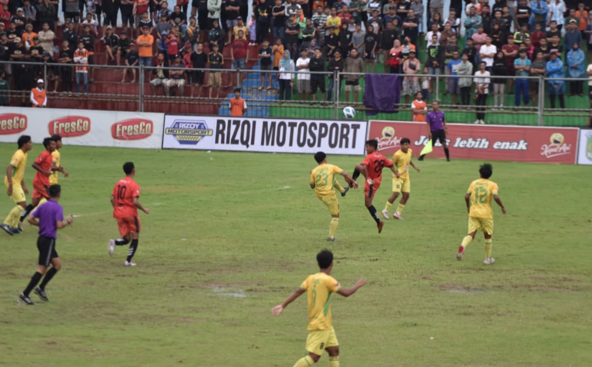 Pesta Gol, Persekabpas Bungkam Perseta 1970