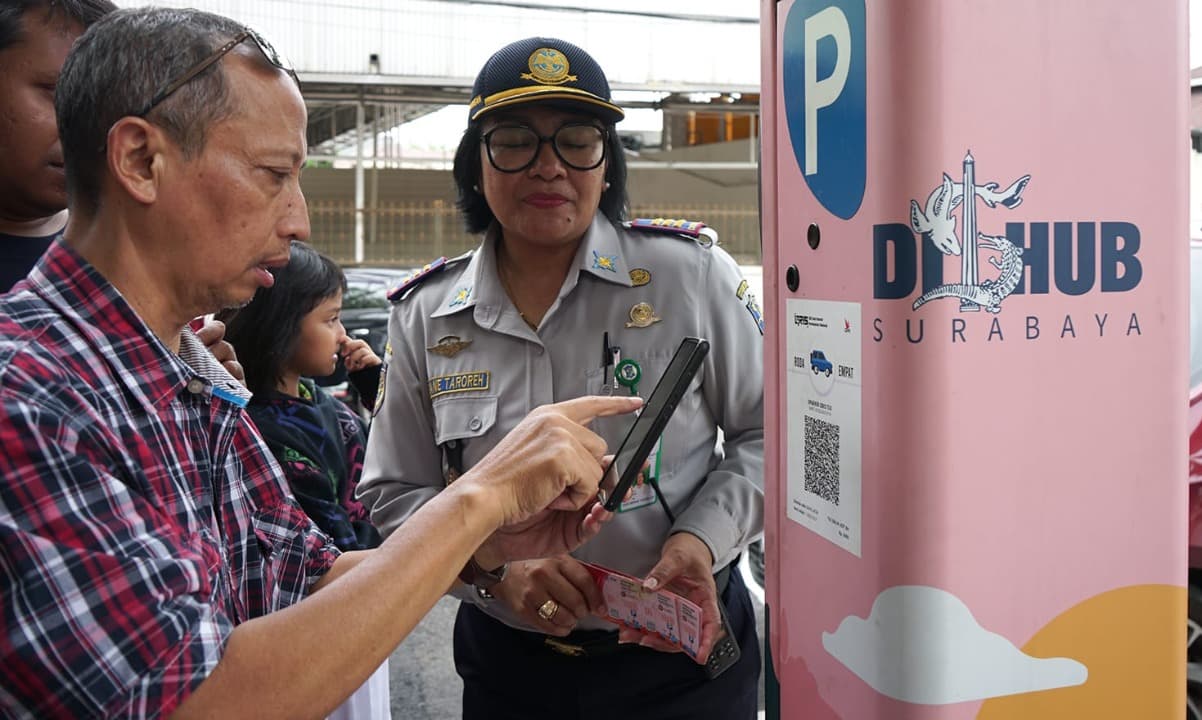 Tak Semua Warga Siap Bayar Parkir via QRIS, Pemkot Surabaya Siapkan Skema Voucher