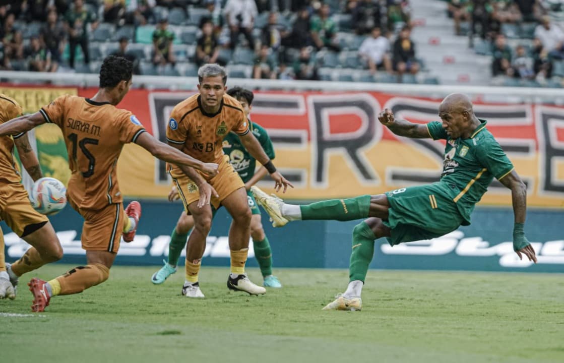 Paulo Henrique dan Bruno Moreira Tuai Pujian Usai Persebaya Kalahkan Bhayangkara FC