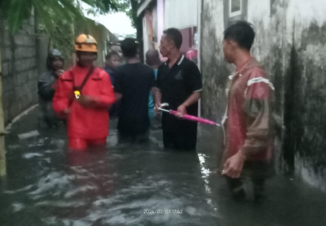 Sungai Meluap, 119 Rumah di Kecamatan Kaliwates Jember Terendam Banjir