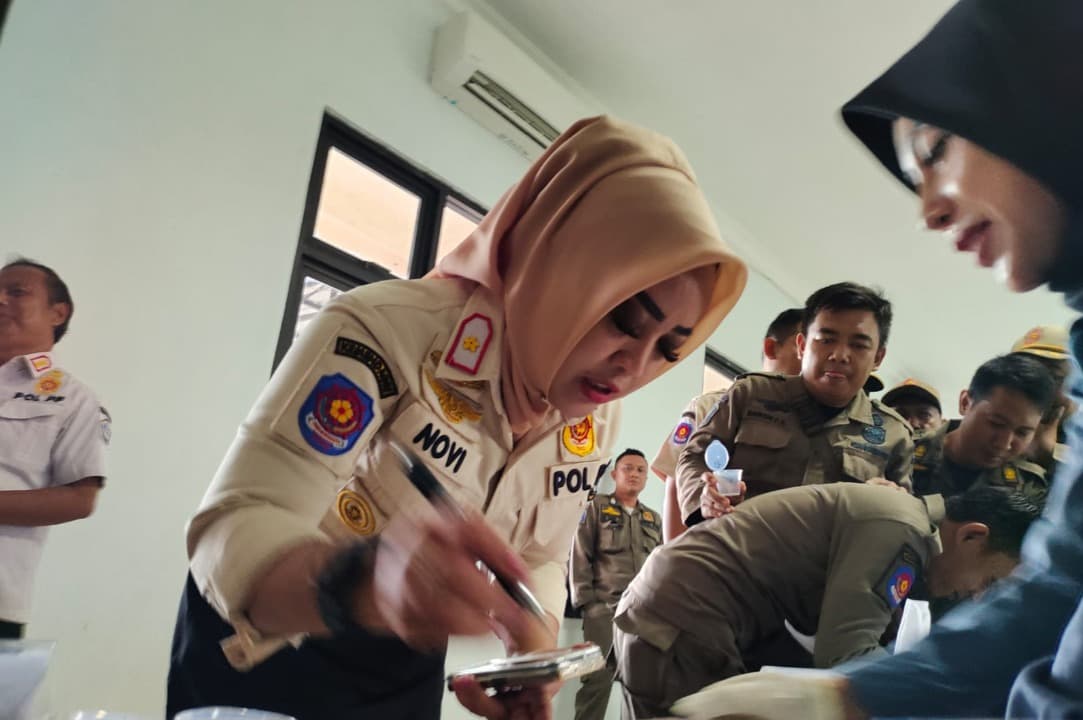 Tes Urine 100 Anggota Satpol PP Gresik Digelar, Pasca Oknum Anggota Ditangkap Karena Nyabu