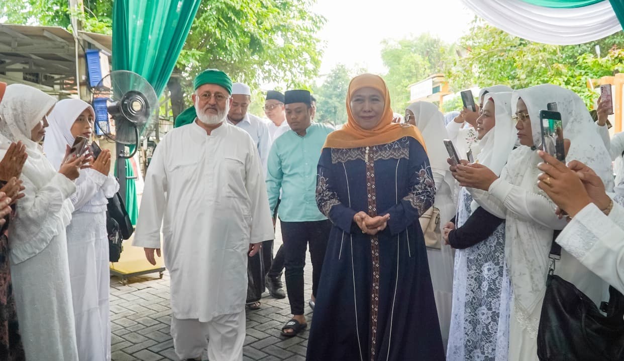 Cicit Syaikh Abdul Qodir Al Jailani Doakan Khofifah Kembali Pimpin Jatim