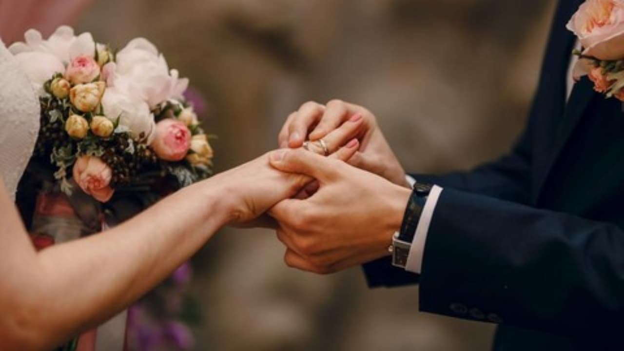 Angka Pernikahan di Indonesia Alami Penurunan Sebesar 7,51 Persen