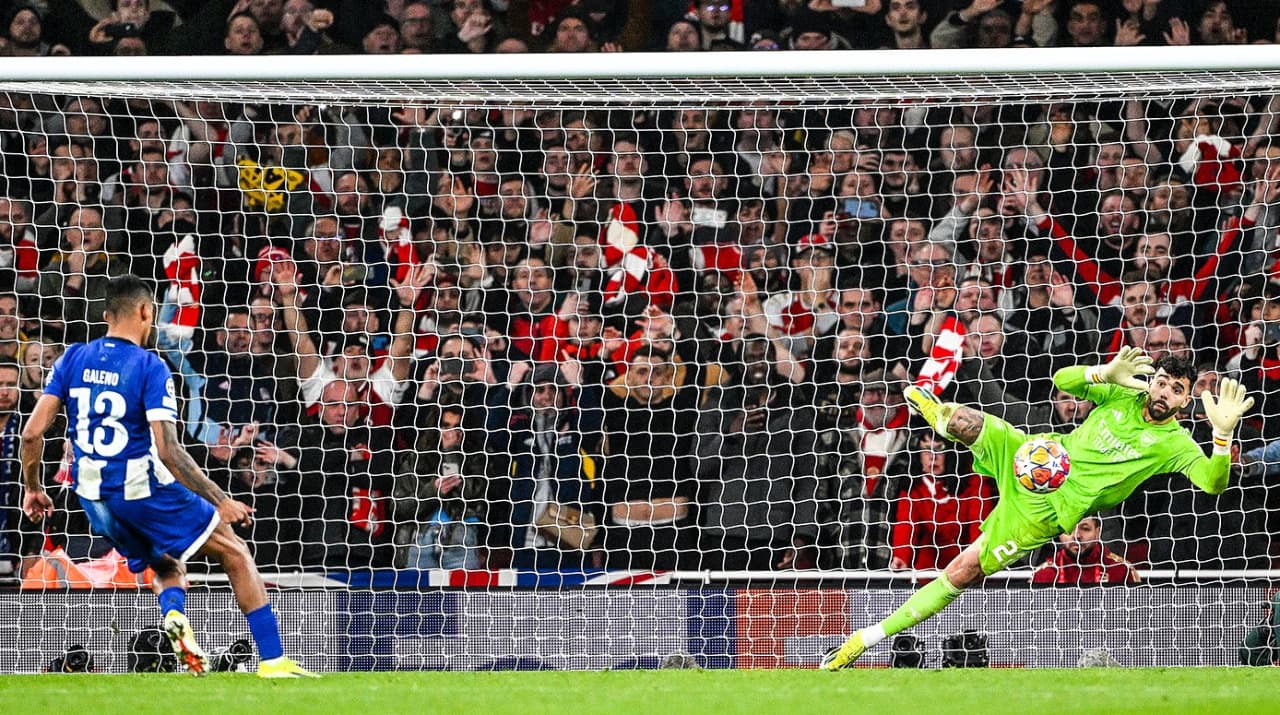 Arsenal Patahkan Kutukan 14 Tahun di Liga Champions