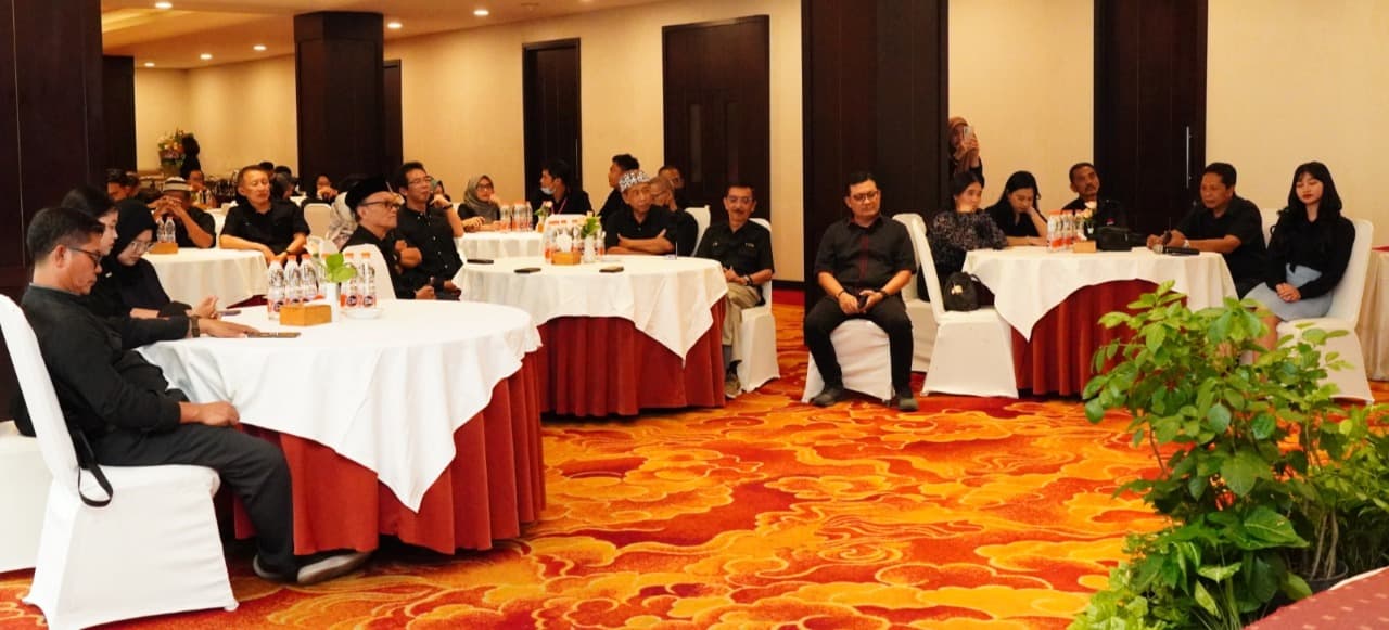 Tanamkan Solidaritas, Keluarga Besar YPTA Surabaya Gelar Buka Puasa Bersama