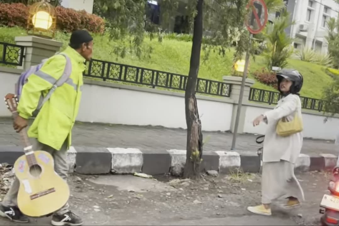Pria Pukul Pemotor Menggunakan Gitar di Malang Diamankan Polisi