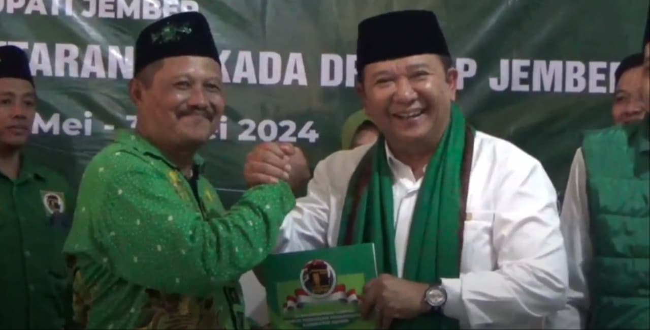 Didampingi Keluarga, Bupati Jember Hendy Siswanto Mendaftar ke PPP