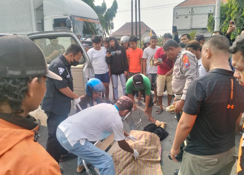 Usai Ditabrak Motor, Pelajar di Lamongan Tewas Terlindas Truk