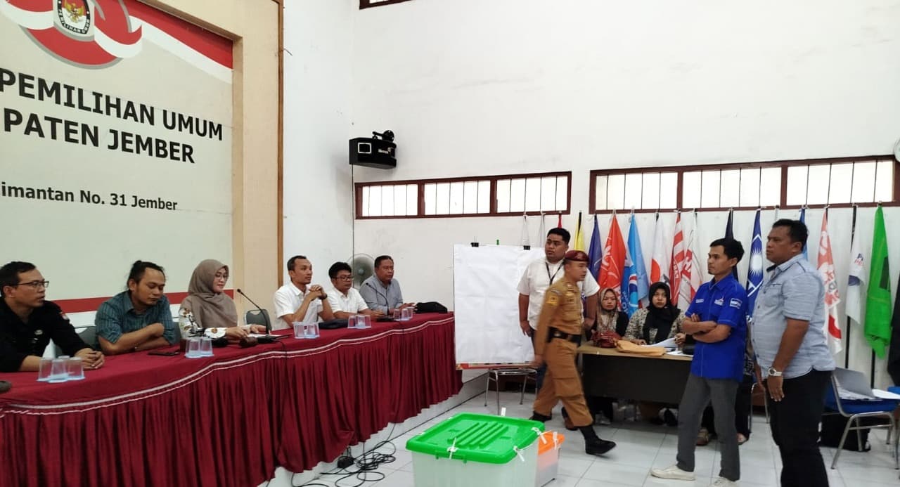 Hitung Ulang KPU Jember, Perwakilan Demokrat Walk Out