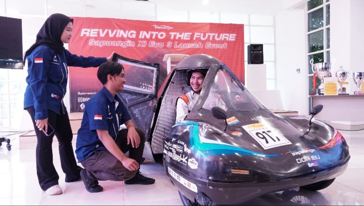 Siap Pertahankan Juara, ITS Luncurkan Mobil Sapuangin XI Evo 3