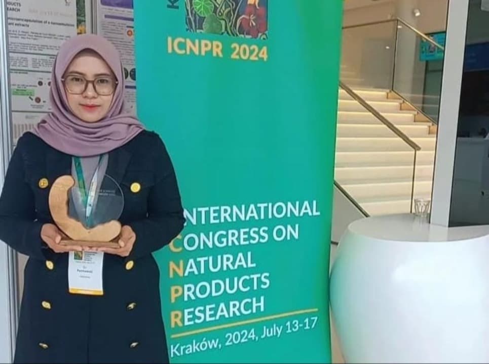 Sri Fatmawati, Dosen Pertama di Indonesia Peraih Dr Willmar Schwabe Award