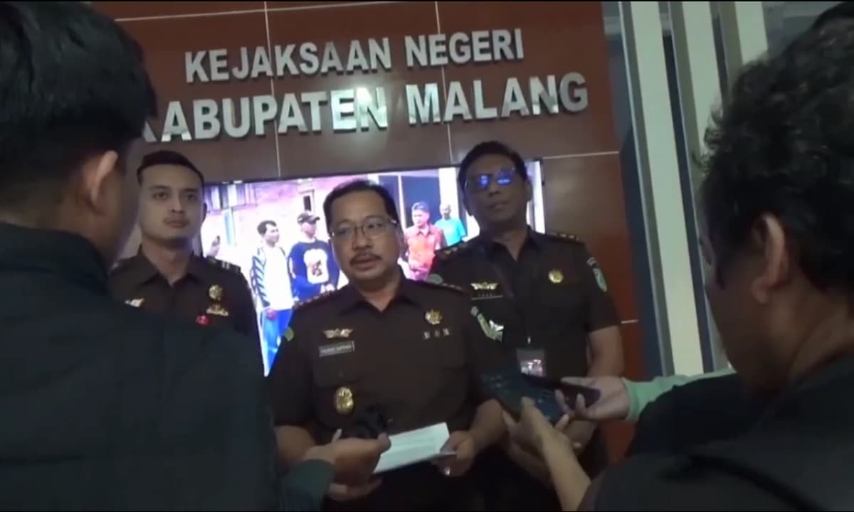 Kejari Kembalikan Aset Pemkab Malang