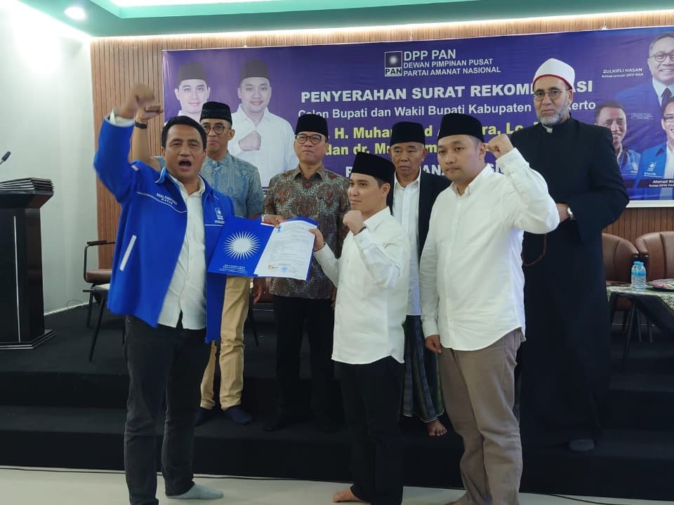 PAN Resmi Usung Gus Barra-Mas Rizal di Pilkada Mojokerto 2024