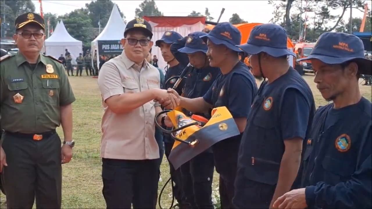 Cegah Karhutla di Musim Kemarau, Dinas Kehutanan Jatim Gelar Apel Siaga Gabungan di Mojokerto