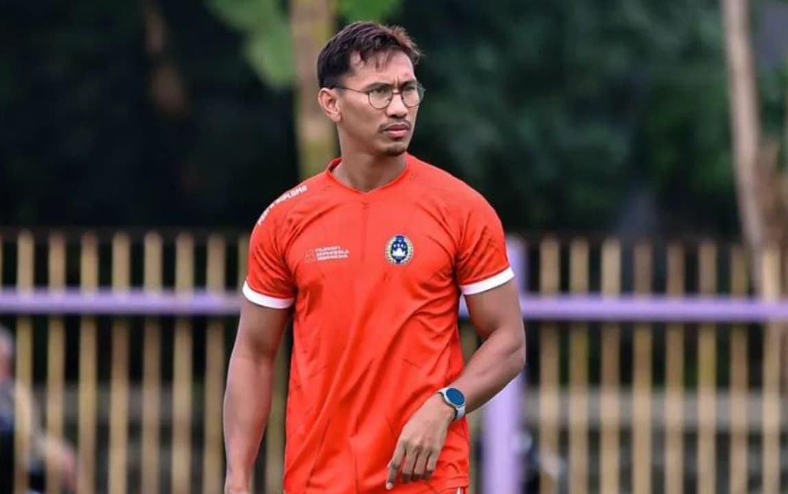 Tekad Zulkifli Syukur Bawa Persela Promosi ke Liga 1