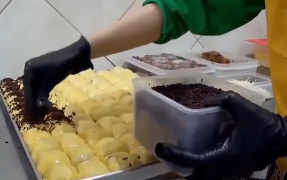 Kue Bolen Isian Apel Malang Tembus Pasar Mancanegara