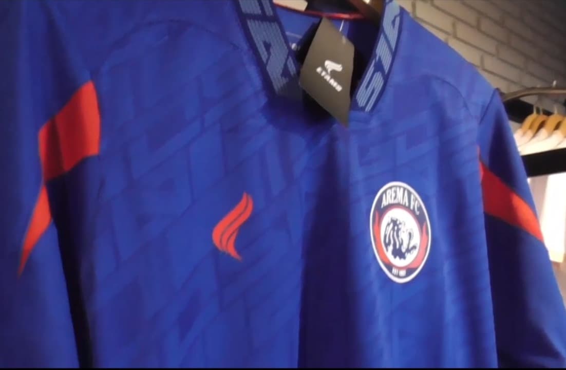 Arema FC Luncurkan Jersey Home Terbaru