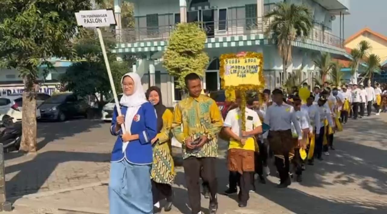 Pemilihan OSIS di SMA Negeri 1 Kutorejo Mojokerto Layaknya Pemilu