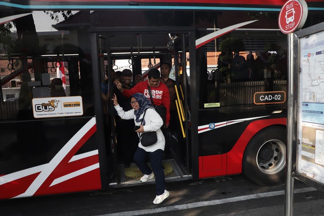 Promo HUT Kemerdekaan RI, Naik Suroboyo Bus dan Wira Wiri Hanya Rp79