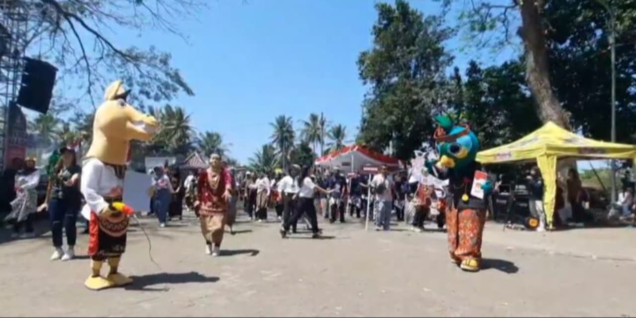 Kirab Maskot Pilkada 2024 Telah Sampai di Kabupaten Blitar