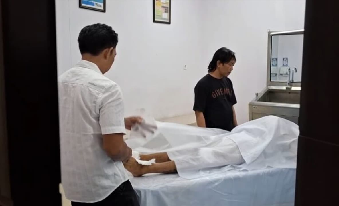 Mabuk Cabuti Umbul - Umbul HUT RI, Seorang Pemuda Meninggal Dikeroyok Massa