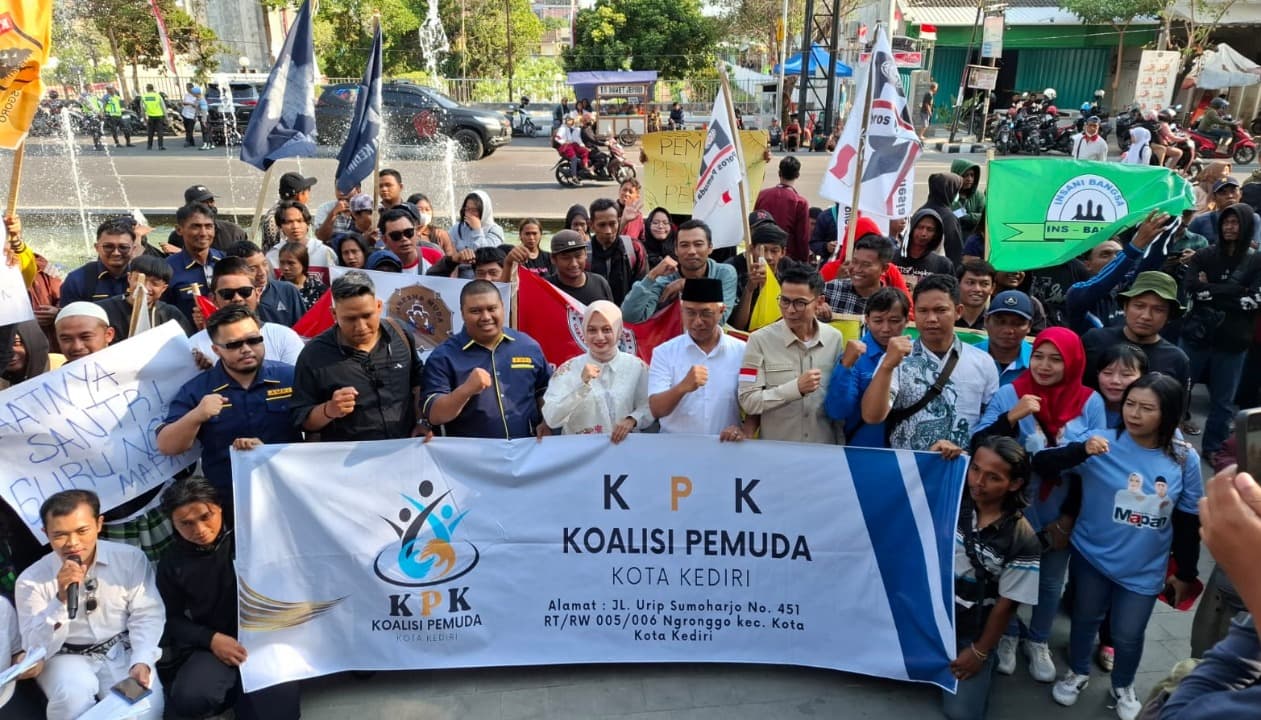 Koalisi Pemuda Kota Kediri Gelar Deklarasi Dukungan Untuk Vinanda dan Gus Qowim